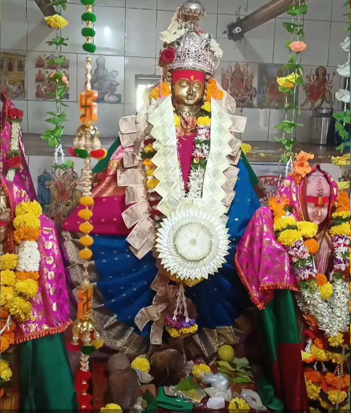 खिरवडे गावचे ग्रामदैवत श्री काळामध्ये मंदिर